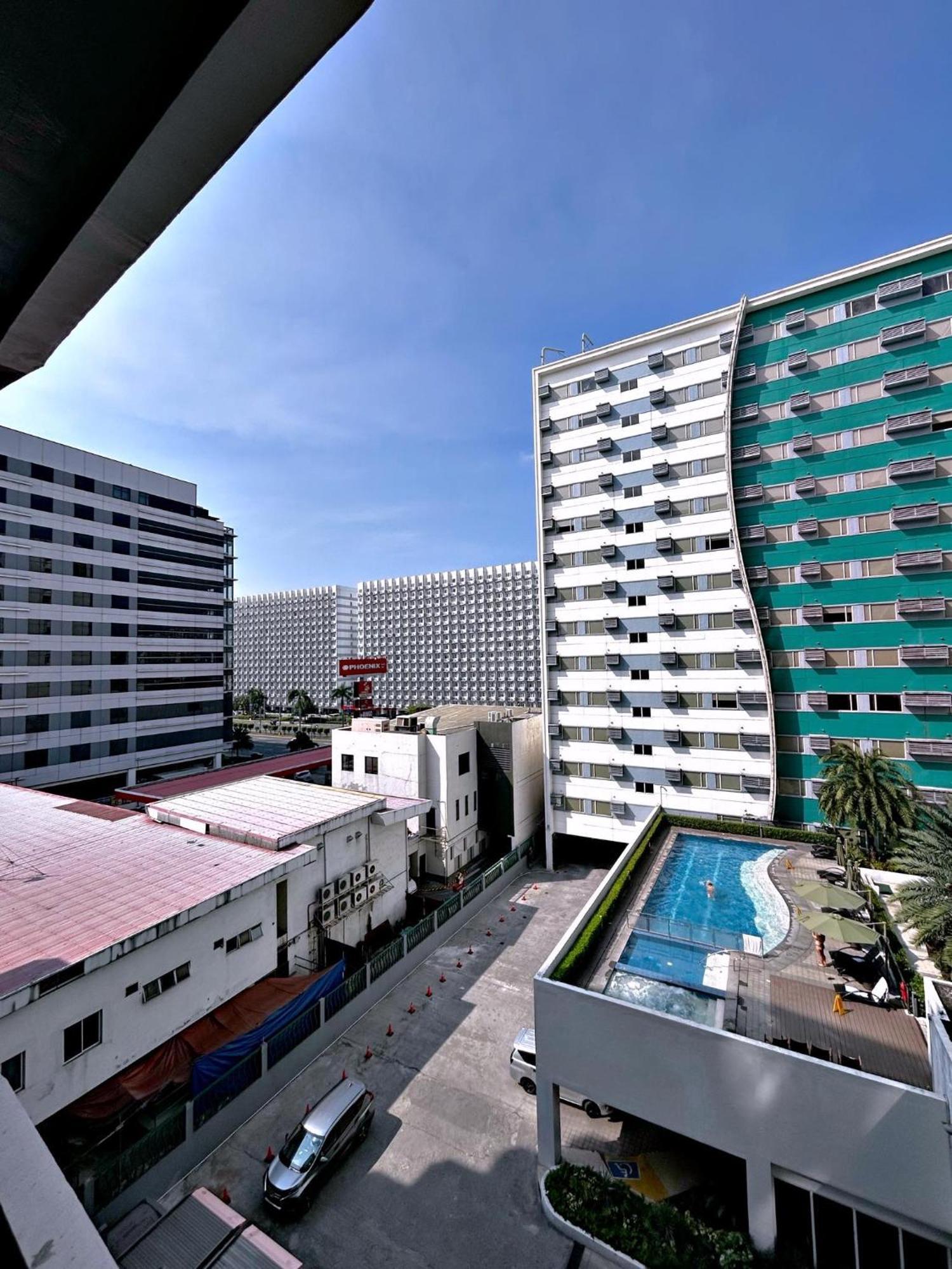 Cozypura Staycation Near Moa, Airport , With Free Fast Wifi, Netflix And Pay Parking Pasay Zewnętrze zdjęcie