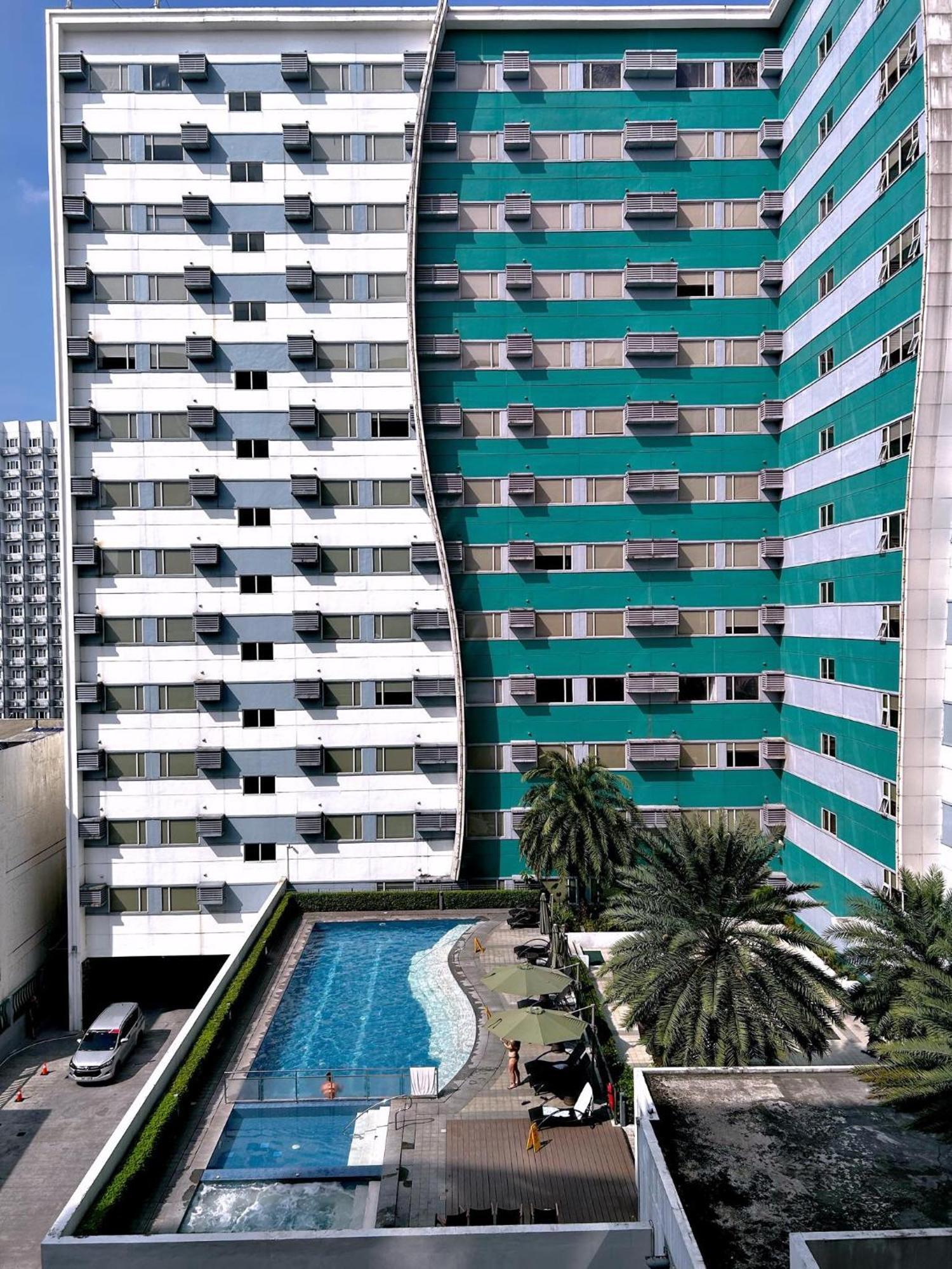 Cozypura Staycation Near Moa, Airport , With Free Fast Wifi, Netflix And Pay Parking Pasay Zewnętrze zdjęcie